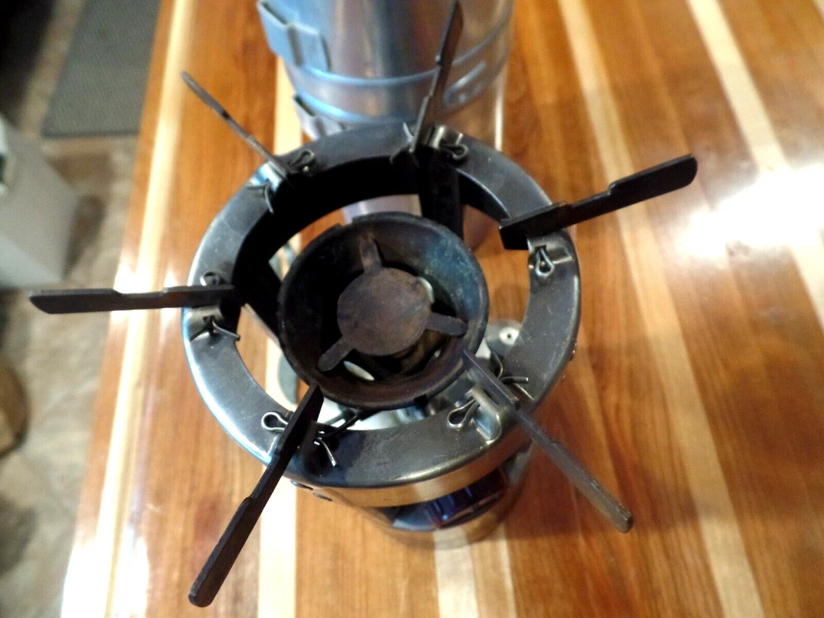 VINTAGE COLEMAN NO. 530 CAMP STOVE A 47 WITH FUNNEL & WRENCH VERY NICE CONDITION