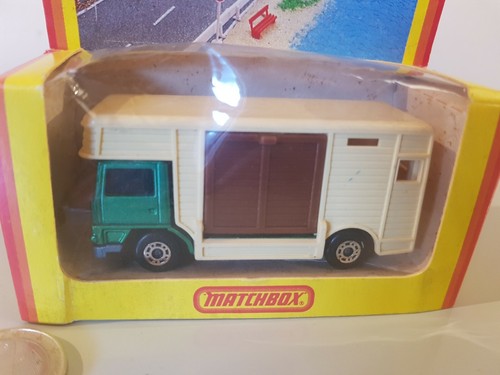 Diecast 1970's Matchbox Club HORSE TRANSPORT FORD TRUCK mint in showcase or. box - Foto 5 di 5