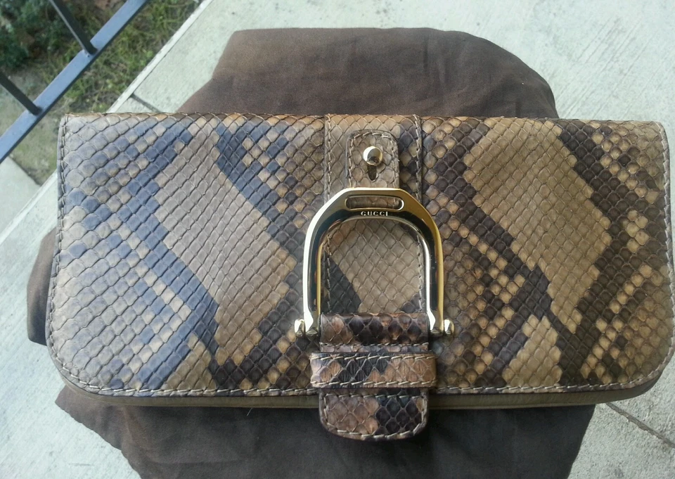 New & Authentic GUCCI "Greenwich" Python Clutch - Image 2 of 4