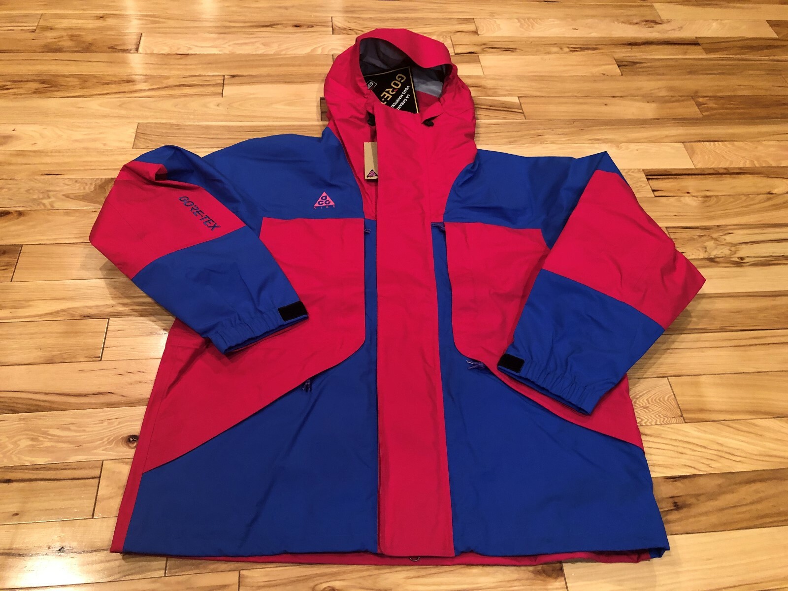 nike acg pink jacket