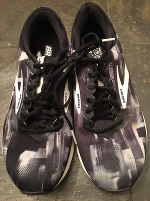brooks launch women's size 8