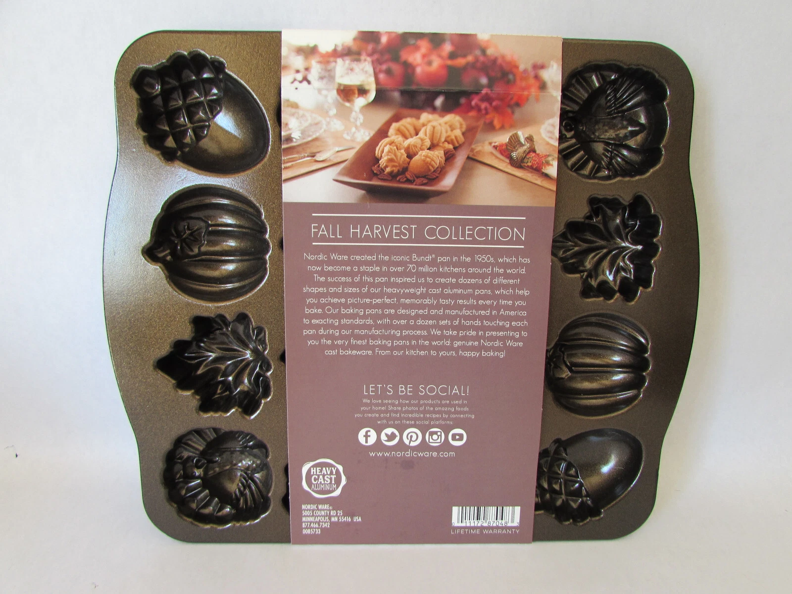 Nordic Ware Autumn Cake Baking Pan Turkey Pumpkin Leaves Fall Harvest Collection