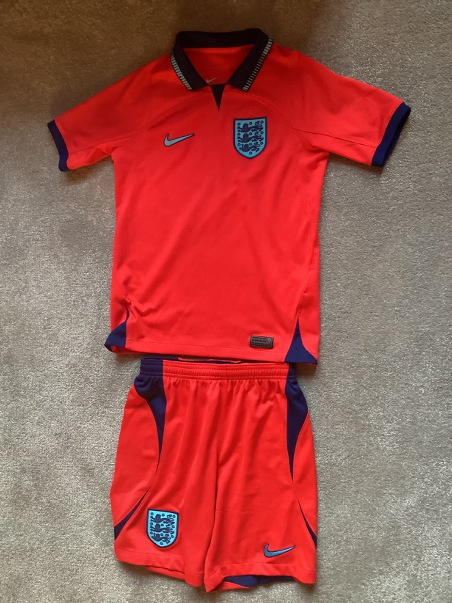 age 3 england football kit
