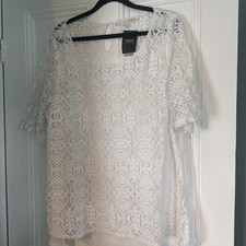 White Mesh Patterned Top Size 20