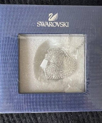 NIB SWAROVSKI CRYSTAL Rhodium Nostalgia Heart Locket Pendant Chain New Box