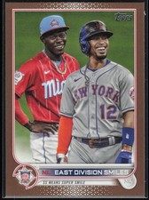 NL East Division Smiles  2022 Topps GOLD  NM /2022