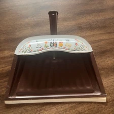 Vintage JV Reed Dust Pan Retro Brown Metal Country Life Kitchen Signed M. Taber