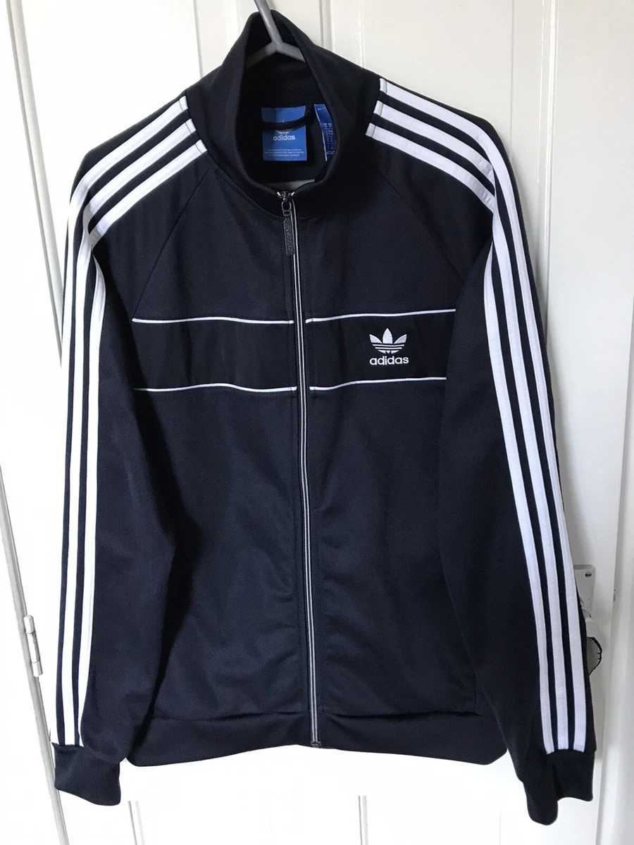 tracktop adidas trefoil