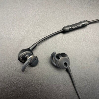 Bose quietcomfort 30中古 Amazon.com: Bose Quietcontrol 30 Black (761448-0010) : Electronics