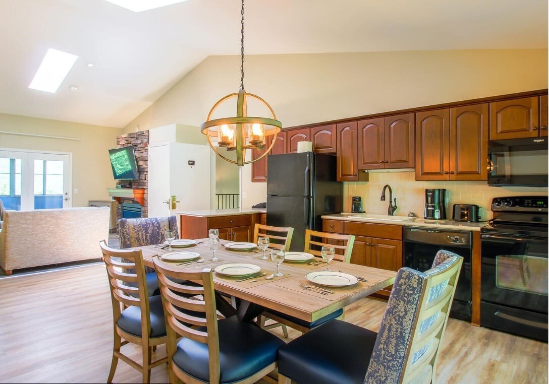 Massanutten Resort 2 BR Condo, 7 night, Massanutten, Virginia 4/265/3