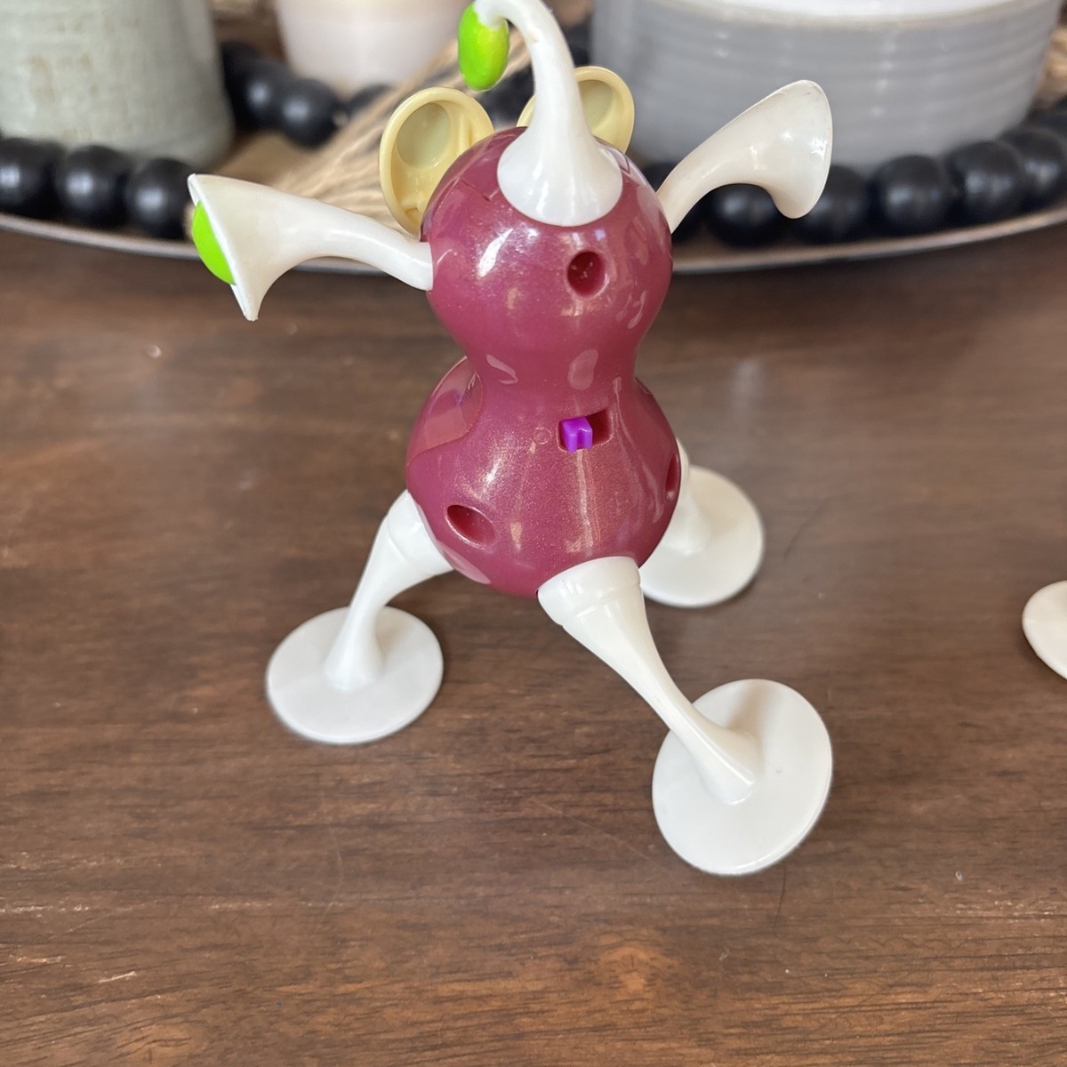 2 Discontinued Vintage Zizzle Iz 2006 McDonald's Happy Meal Toy