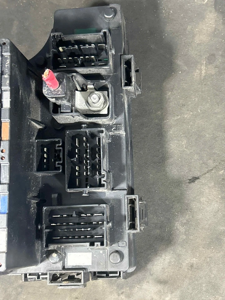 Fits 2011-2014 Chrysler 200 Chassis Brain Box OEM:04692346AE Foto 3 de 4