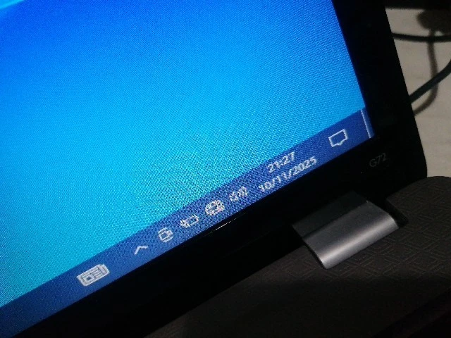 HP PAVILION G72 INTEL CORE I3-M330 4GB RAM 250GB WIFI Win 10 Pro 17 Pollici - Bild 4 von 4