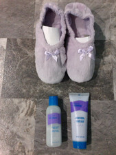 SLIPPERs Lavender AVON heatable scented with cream lotion feet pamper set NEW