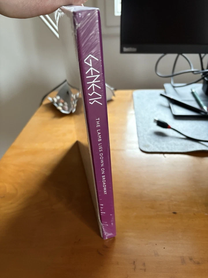 GENESIS - THE LAMB LIES DOWN ON BROADWAY - 50th Anniversary Super Deluxe Edition - Bild 4 von 4