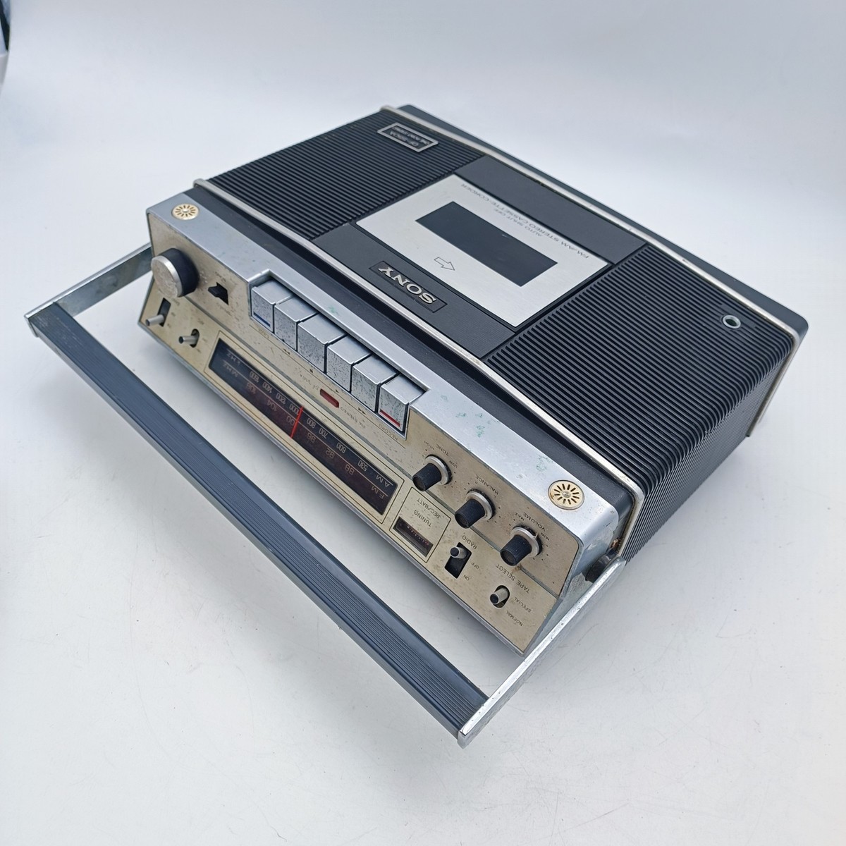 Sony CF-550A Vintage FM Stereo AM Radio Cassette Recorder Auto