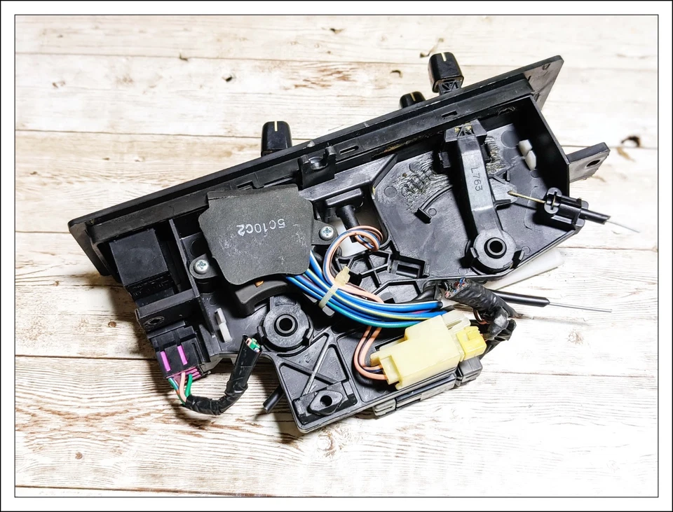 Nissan Pathfinder 1994-1995 carrocería dura camioneta calefacción temperatura aire acondicionado controles de clima OEM Foto 4 de 4