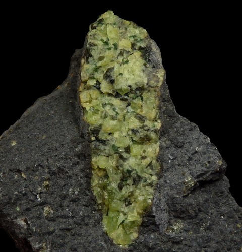OLIVINA - FORSTERITE PERIDOT xenolite in basalto -- REP. CECO Smrčí /pj246 - Foto 15 di 15