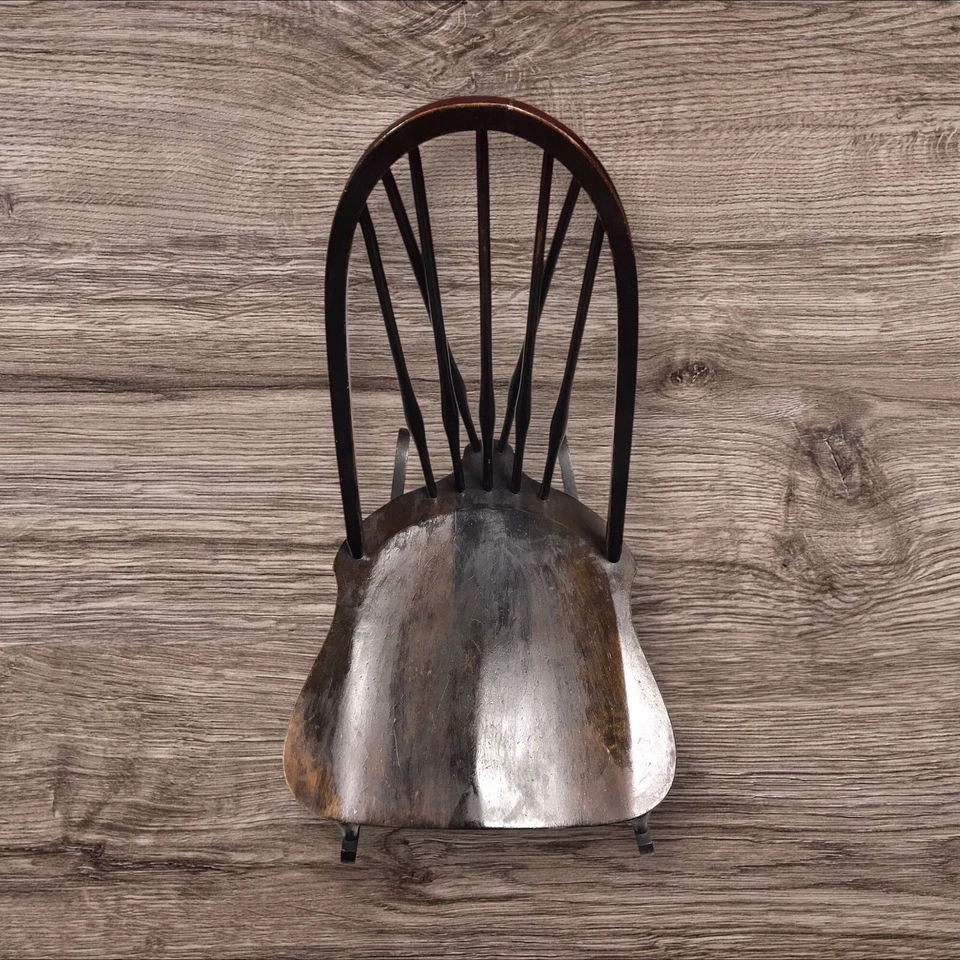 Mecedora antigua original Foto 3 de 4