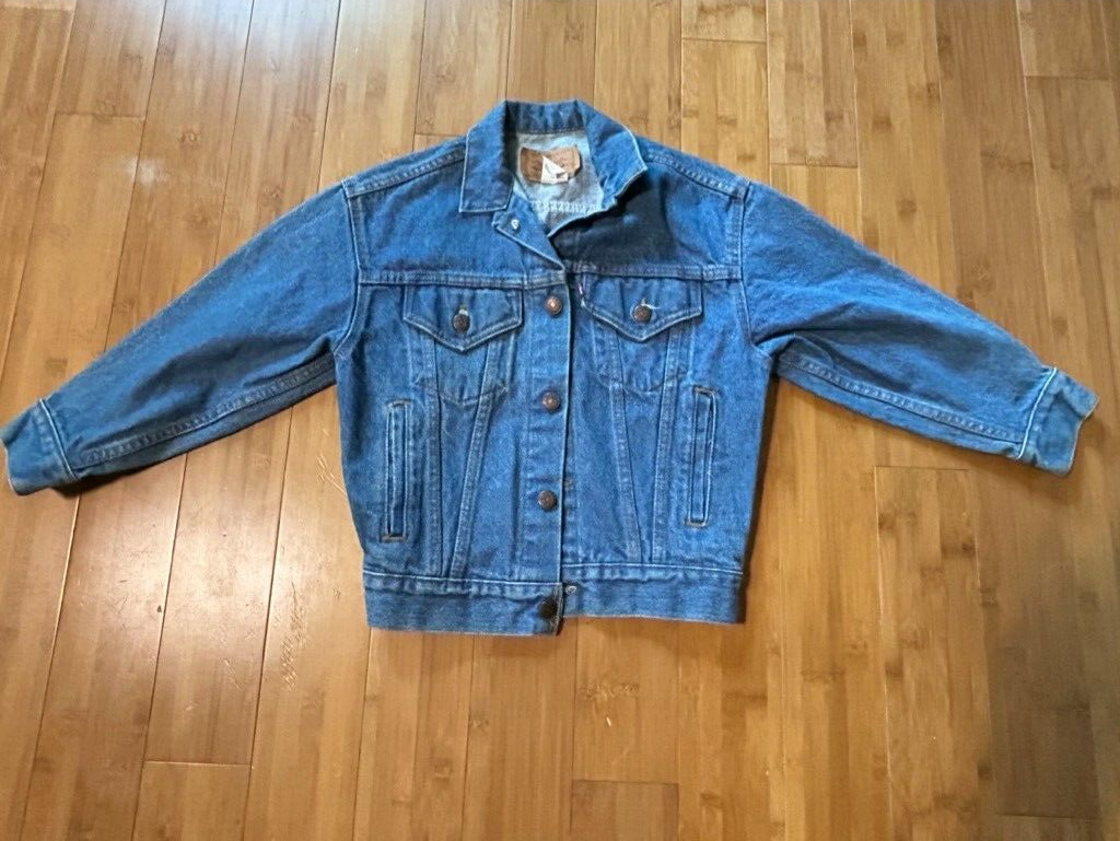 Vtg 80s Levi's Type 3 Denim Trucker Jacket Size Kids S Made In USA