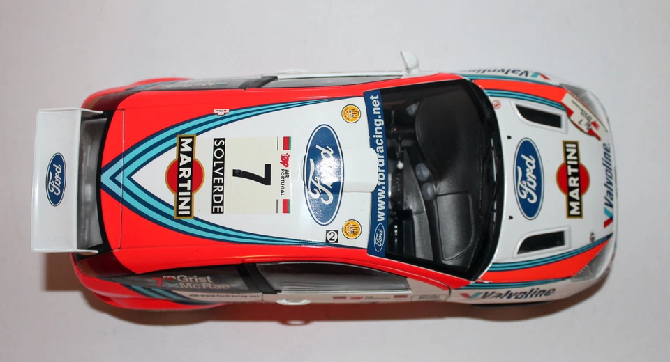 FORD FOCUS MARTINI WRC - PORTUGAL - McRae Grist- Action 1:18 - Immagine 3 di 4