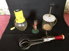 Vintage Kitchen Items - Egg Beater, Chopper, Grinder & Sand Timer