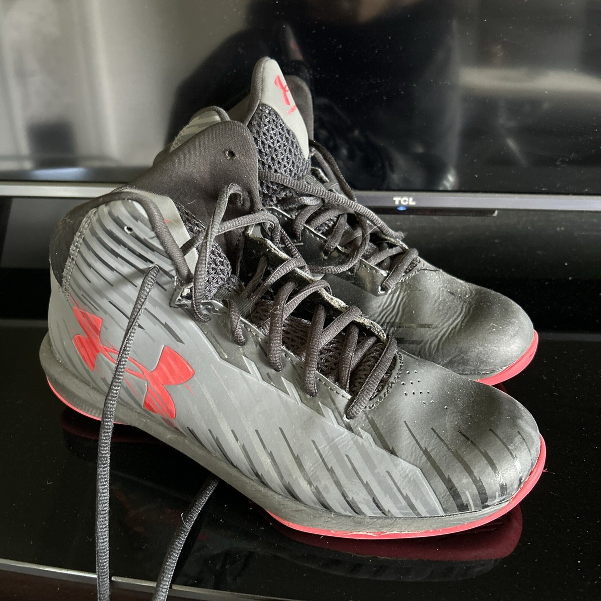 under armor mens basketball shoes