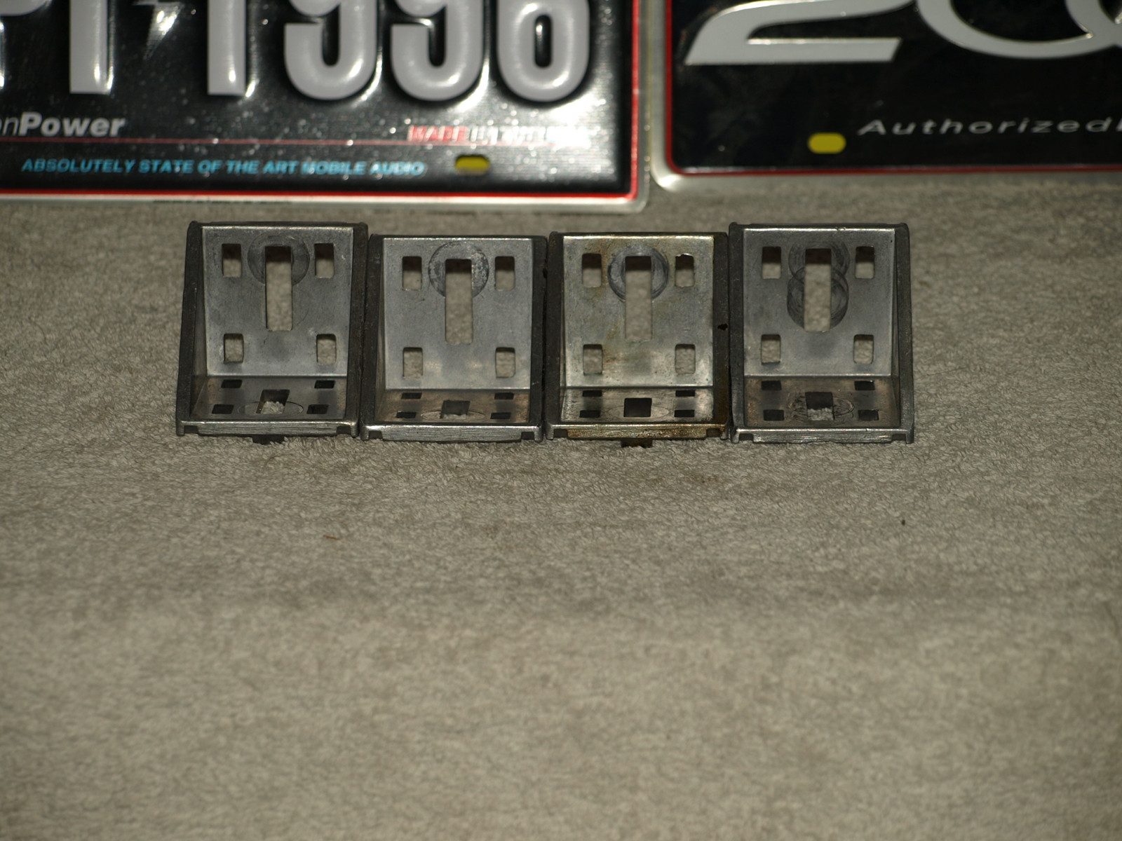 Bosch Rexroth 60mm x 60mm Gusset P/N 3842523546, Set of 4