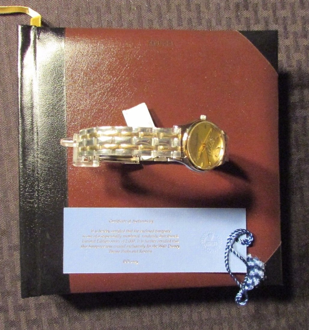 Walt Disney World 100 Years of Magic Watch & Book NM+ 9.6 w  display picture 3
