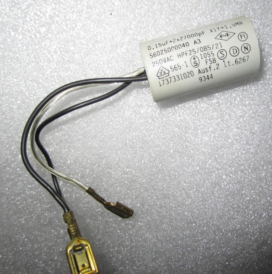 Kondensator 0,15mF + 2x27000pF 56025000040 Capacitor 1737331020