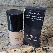 Giorgio Armani Luminous Silk Liquid Foundatio...