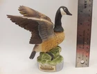 1973 Ski Country whiskey decanter  5" Canada Goose figurine