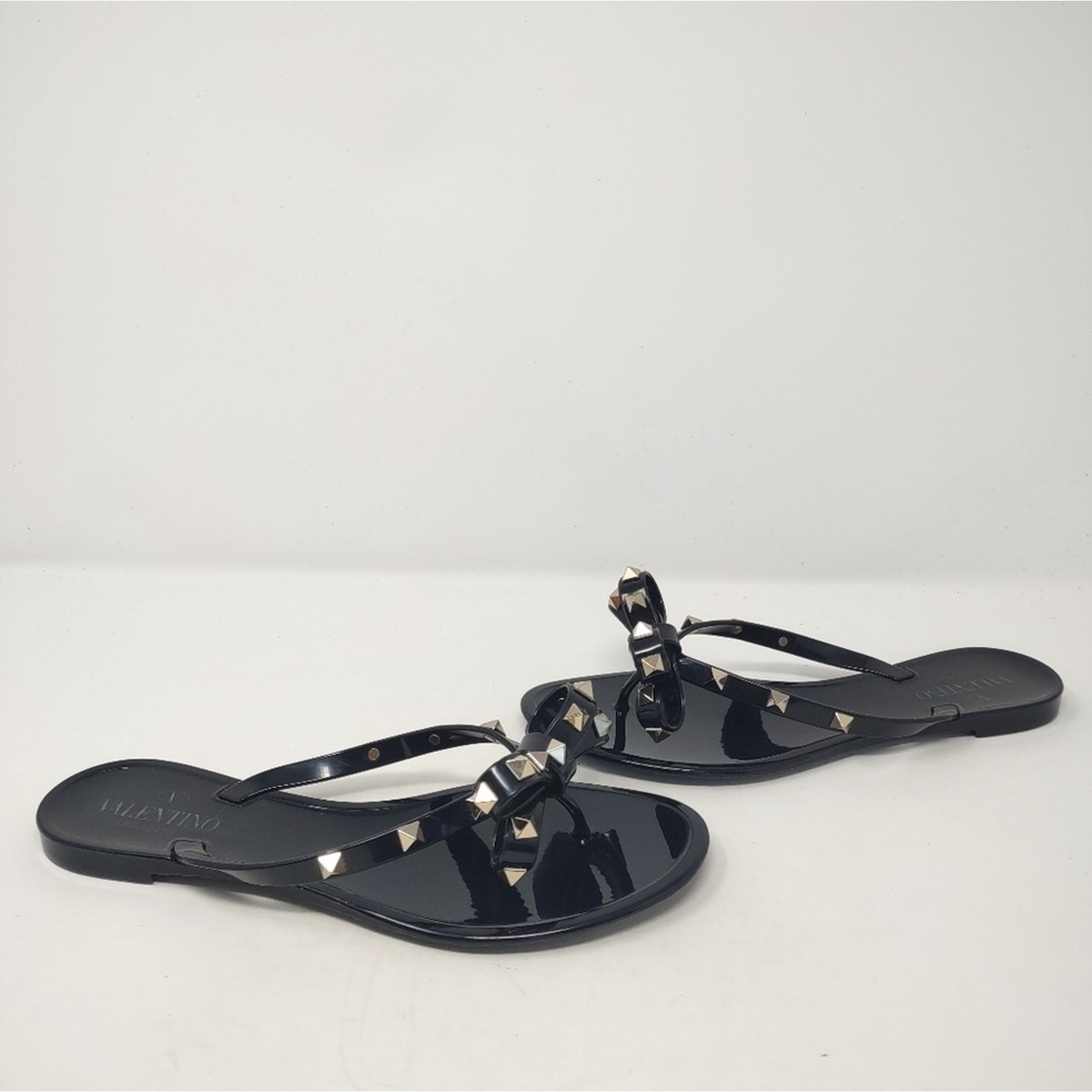 Valentino Garavani 38 rubber jelly bow sandals black Valentino Garavani 38 rubber jelly bow sandals black