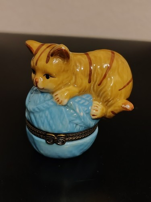#ad Vintage Porcelain Cat Trinket Box Yellow Cat on Blue Ball Hinged Collectible $50.00