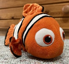 Disney Store Exclusive Finding Nemo Clownfish 9  Plush Limited Edition 