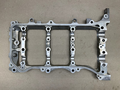 06-18 LEXUS IS250 IS350 CAMSHAFT HOUSING LEFT DRIVER SIDE LH OEM 11104-31043