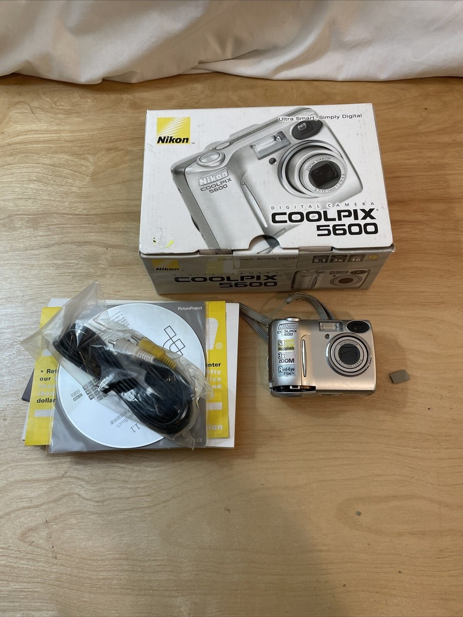 Nikon Coolpix 5600 デジタルカメラ 【公式通販】