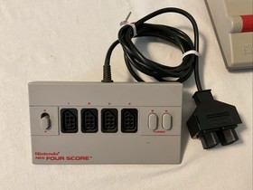 Nintendo NES-101 Original Top Loader Console Cords Controllers Gun Four Score ++