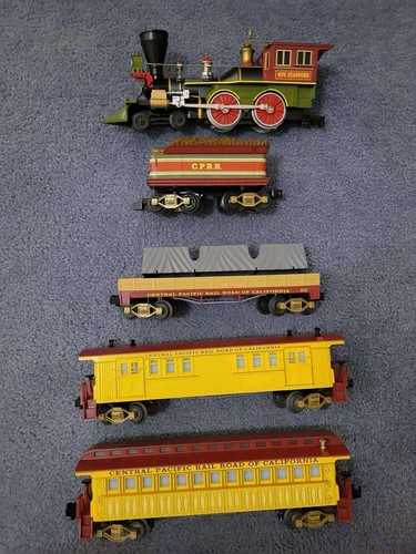 Juego de tren general Lionel 2323130 California Gold Mountain con Bluetooth 5.0 | Condition: Used