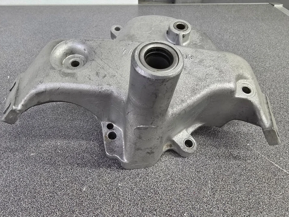 NICE USED ORIGINAL PORSCHE 356C 356SC 741 TRANS TAIL NOSE CONE LONG REV SHAFT - Image 2 of 4