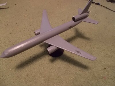 Built 1/200: American McDONNELL-DOUGLAS KC-10 EXTENDER Tanker Aircraft USAF