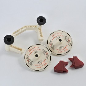 GYRO SET HVC-GYS Boxed Nintendo Family Computer For Famicom Robot Tested 1955