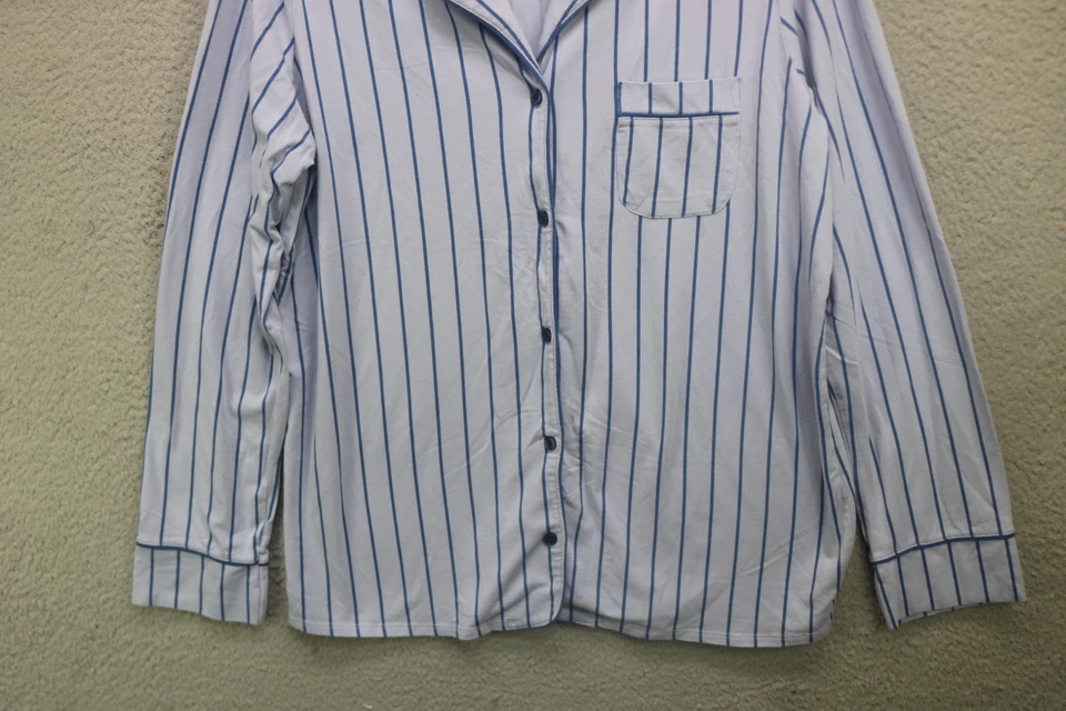 Conjunto de pijama con botones de manga larga Liz Claiborne-bolsillos-grandes-rayas-suave-acogedor Foto 4 de 4
