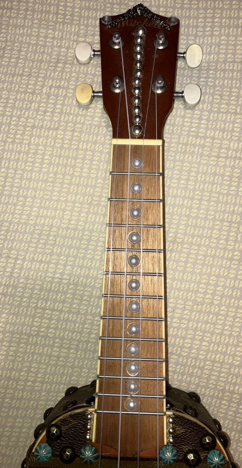 NEW LOUIS VUITTON Mitchell MU40NT Soprano Full size Ukulele ONE OF A KIND - Image 4 of 4