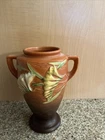 ROSEVILLE 121-8" American Art Pottery Brown Autumn Freesia Handled Urn Vase LQQK