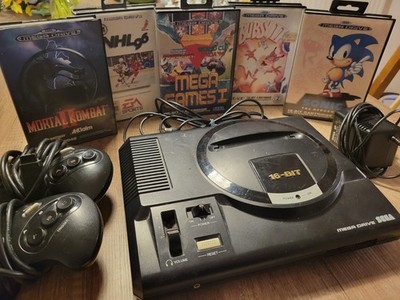 Sega Mega Drive - 5 Spiele (z.B. Sonic, Mortal Kombat, Bubsy II) - 2 Controller