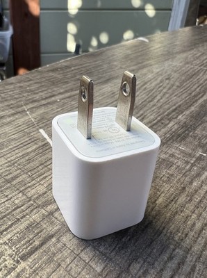 Apple A1265 5W USB Wall Charger Cube Power Adapter (for iPhone, etc.) - White