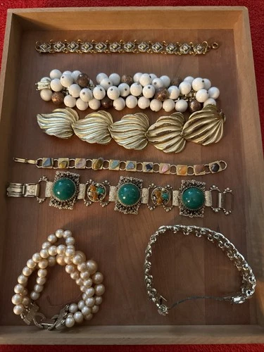 Vintage Bracelet Costume Jewelry Lot -40