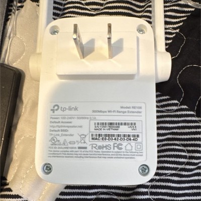 TP-LINK RE105 300Mbps 2.4GHz Wi-Fi Range Extender, White, 1 LAN RJ-45