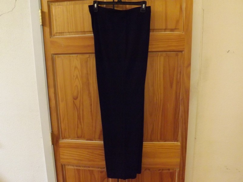 Eileen Fisher Ponte Pants in Black----size L